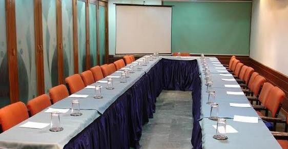 Oyo 15791 Flagship Hotel Executive Hazratganj Lucknow Eksteriør billede